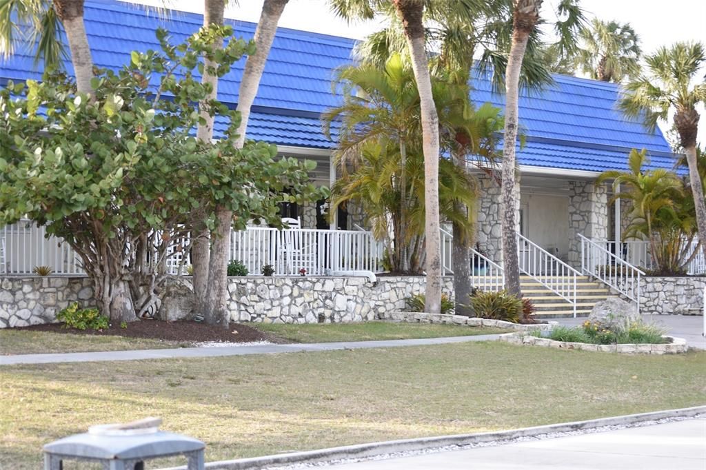 待售: $47,000 (0.13 acres)