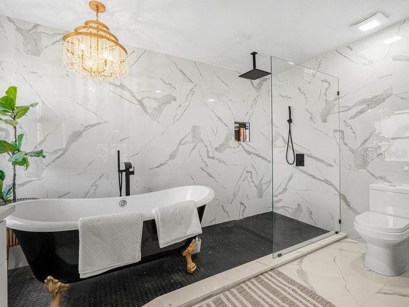 待售: $1,449,000 (4 贝兹, 2 浴室, 2304 平方英尺)