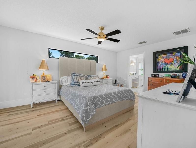 待售: $1,449,000 (4 贝兹, 2 浴室, 2304 平方英尺)