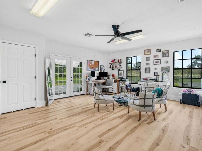 待售: $1,449,000 (4 贝兹, 2 浴室, 2304 平方英尺)