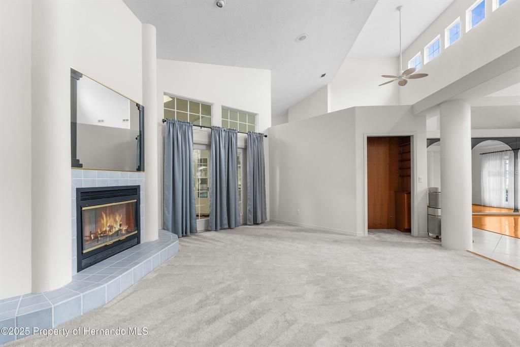 待售: $579,900 (4 贝兹, 3 浴室, 3346 平方英尺)