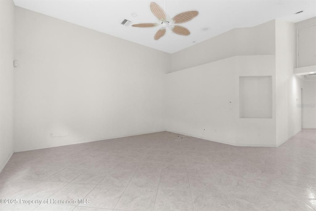 待售: $579,900 (4 贝兹, 3 浴室, 3346 平方英尺)