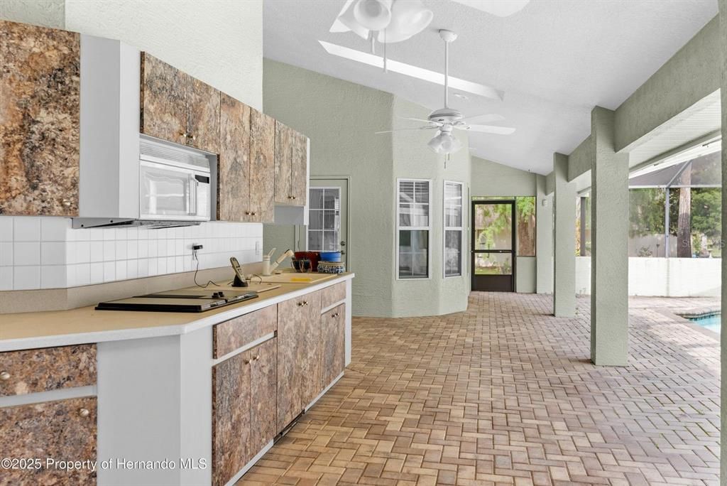 待售: $579,900 (4 贝兹, 3 浴室, 3346 平方英尺)