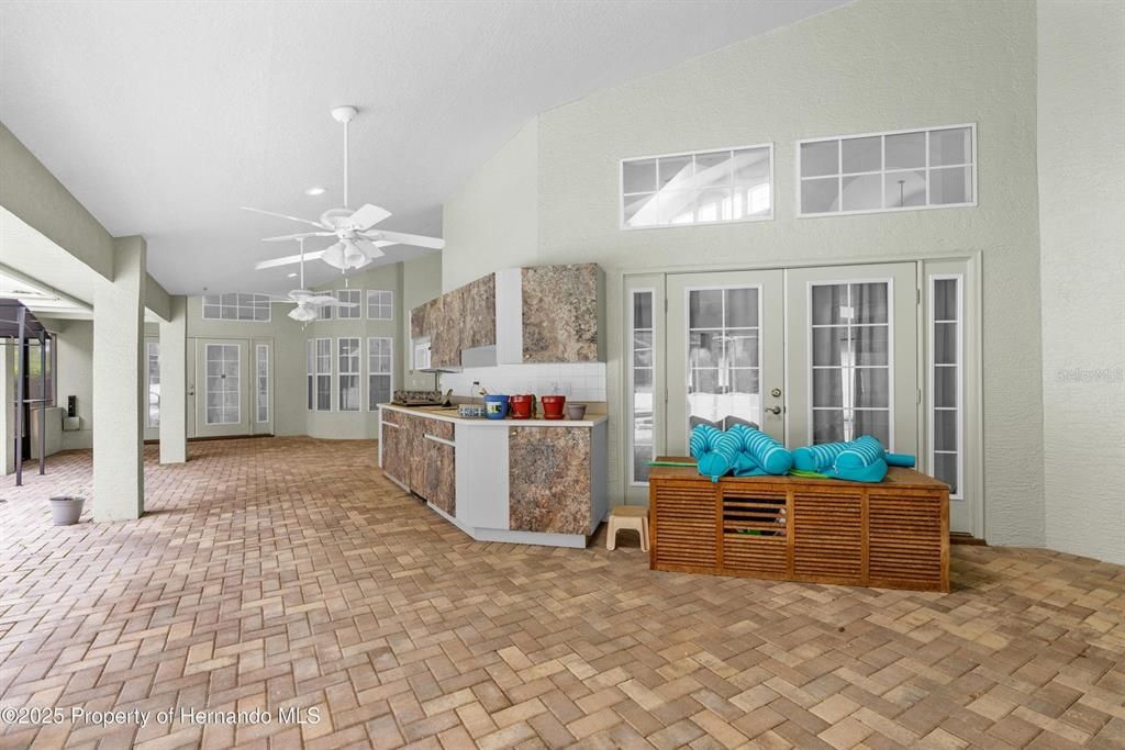 待售: $579,900 (4 贝兹, 3 浴室, 3346 平方英尺)