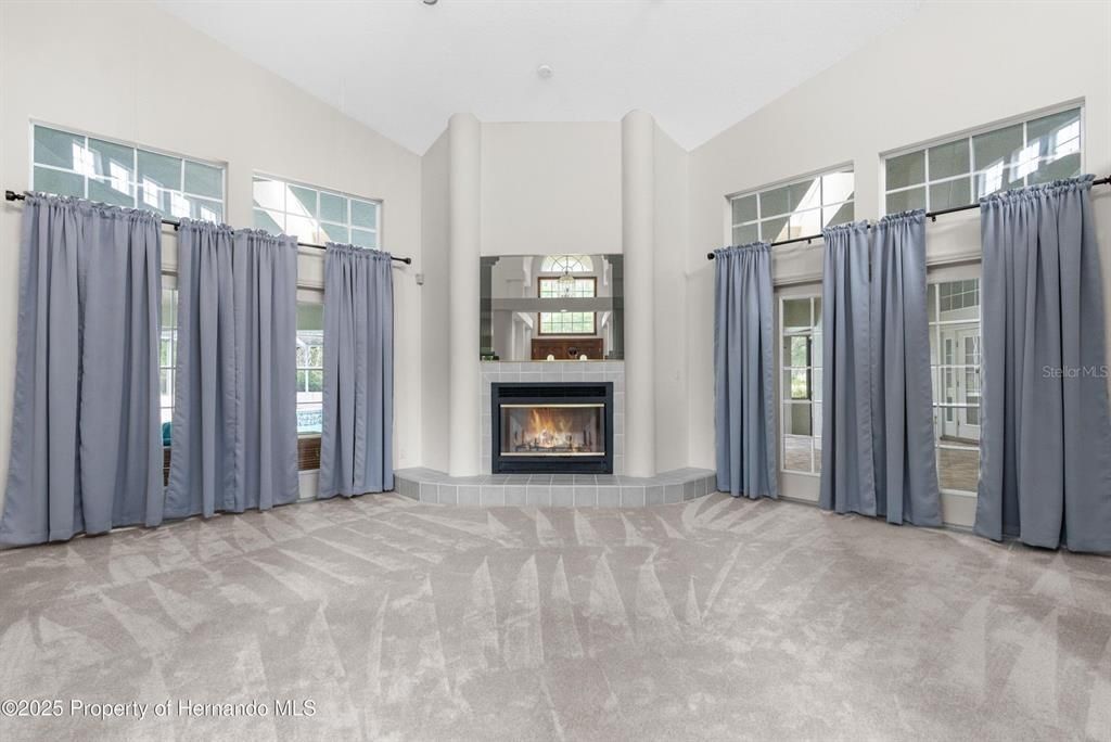 待售: $579,900 (4 贝兹, 3 浴室, 3346 平方英尺)