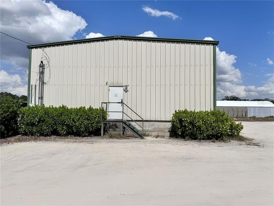 Под контрактом: $989,000 (0 спален, 0 ванн, 1500 Квадратных фут)