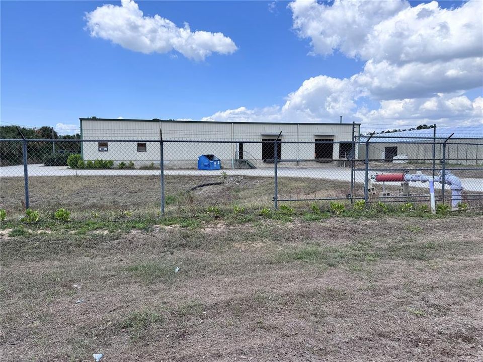 Под контрактом: $989,000 (0 спален, 0 ванн, 1500 Квадратных фут)