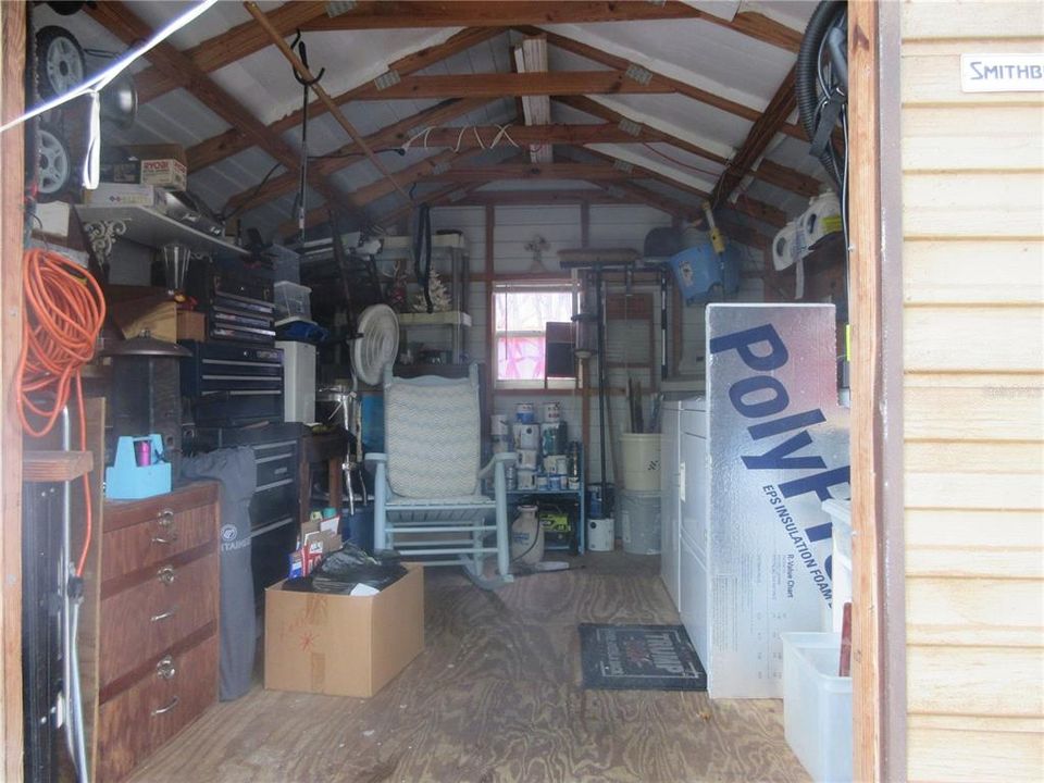 For Sale: $229,000 (2 beds, 1 baths, 960 Square Feet)
