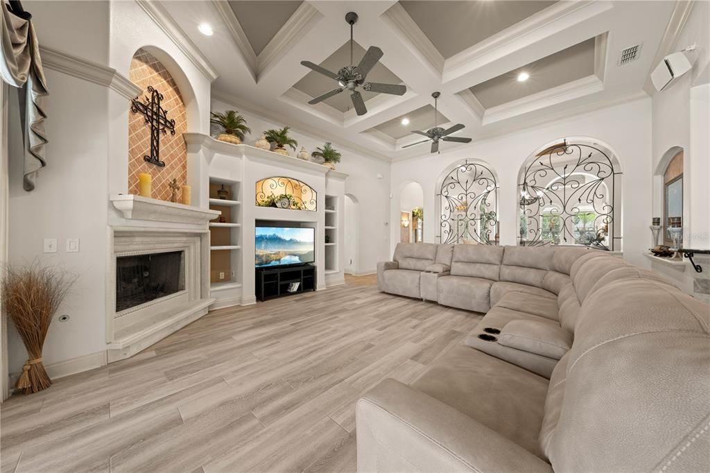 待售: $1,230,000 (5 贝兹, 4 浴室, 4141 平方英尺)