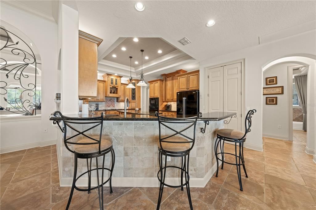 待售: $1,230,000 (5 贝兹, 4 浴室, 4141 平方英尺)