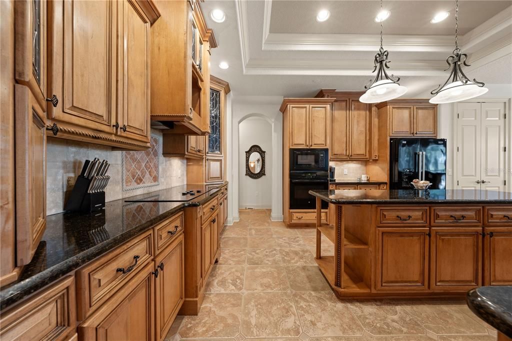 待售: $1,230,000 (5 贝兹, 4 浴室, 4141 平方英尺)