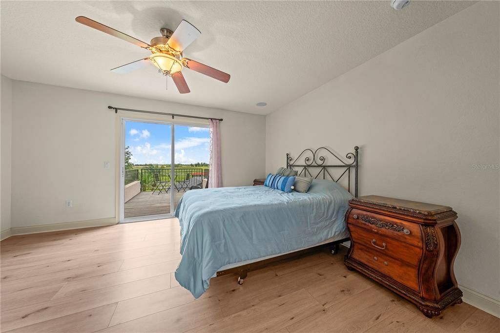 待售: $1,230,000 (5 贝兹, 4 浴室, 4141 平方英尺)