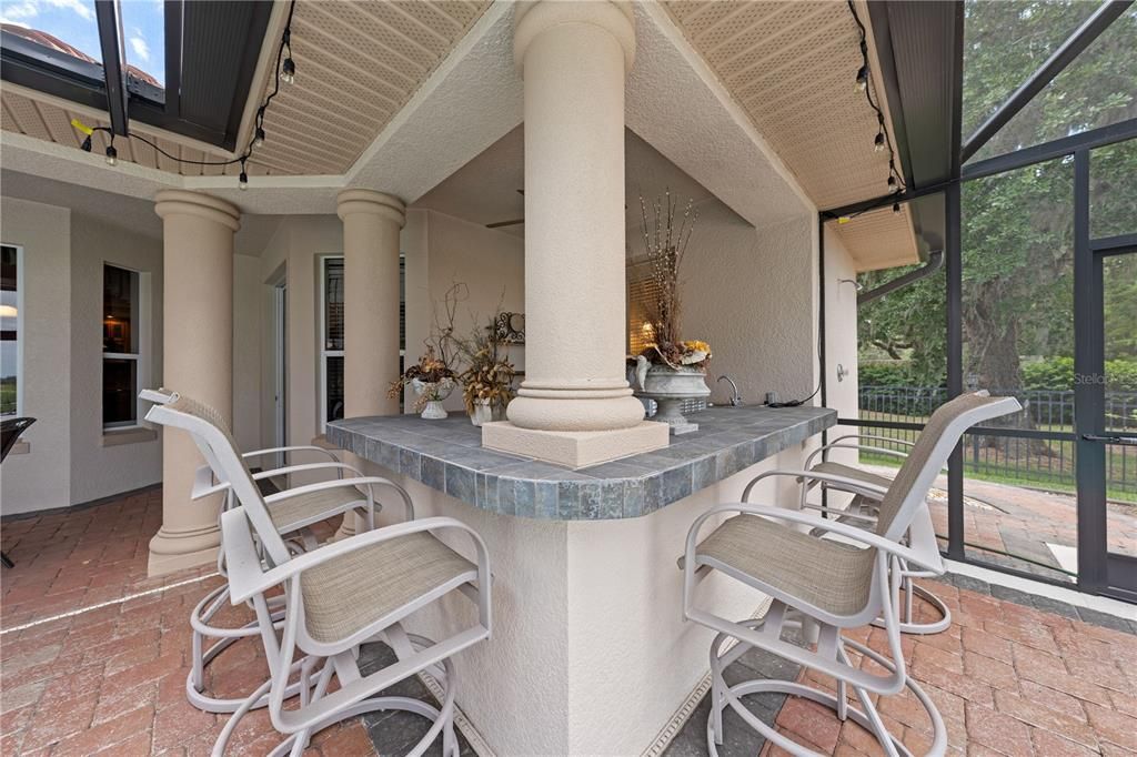 待售: $1,230,000 (5 贝兹, 4 浴室, 4141 平方英尺)