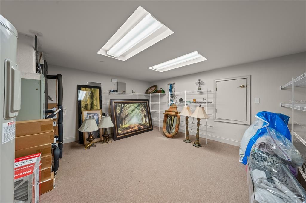 待售: $1,230,000 (5 贝兹, 4 浴室, 4141 平方英尺)