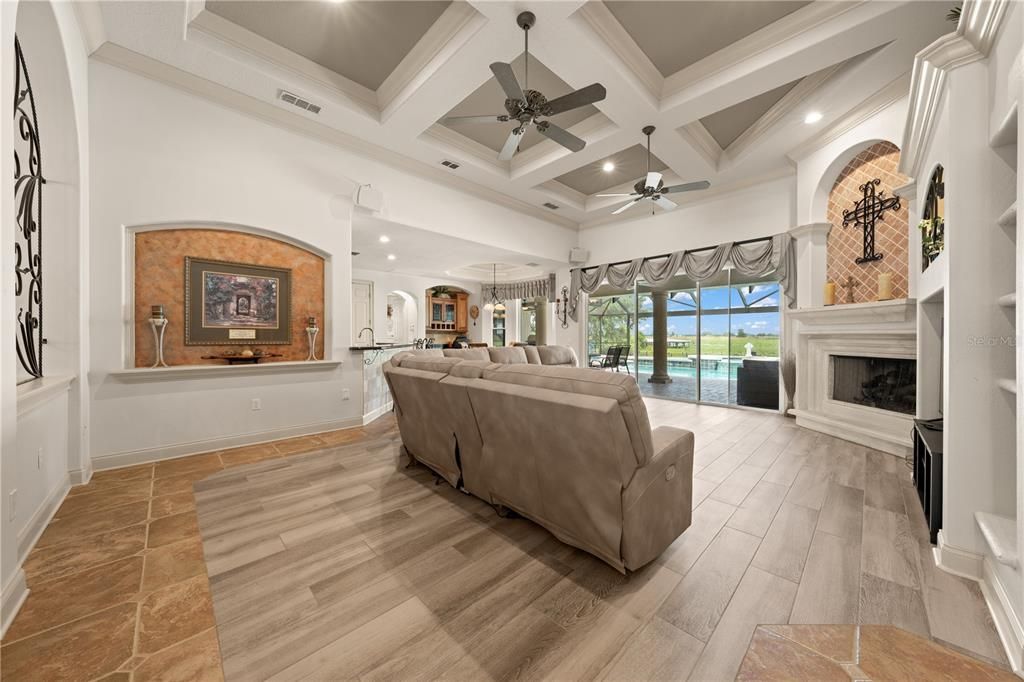 待售: $1,230,000 (5 贝兹, 4 浴室, 4141 平方英尺)