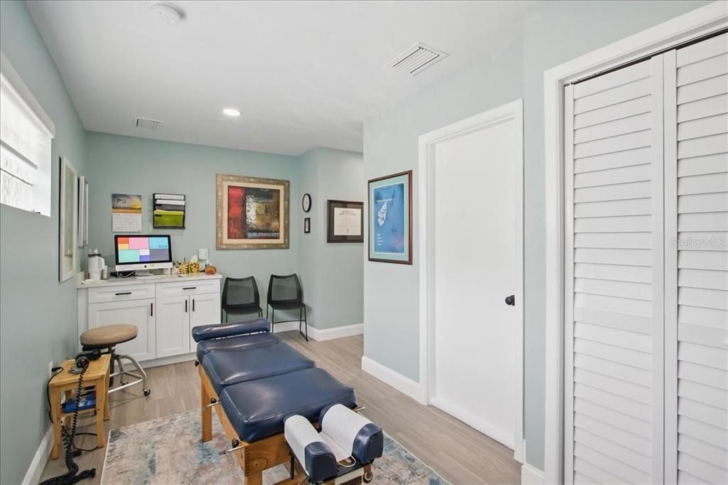 На продажу: $1,100,000 (0 спален, 0 ванн, 864 Квадратных фут)