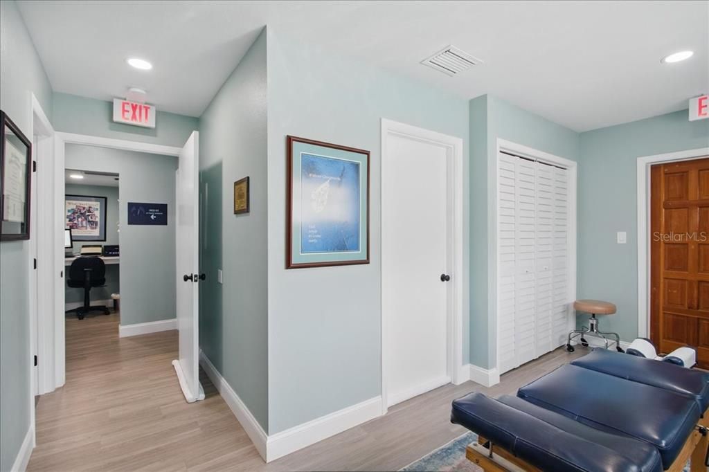 На продажу: $1,100,000 (0 спален, 0 ванн, 864 Квадратных фут)