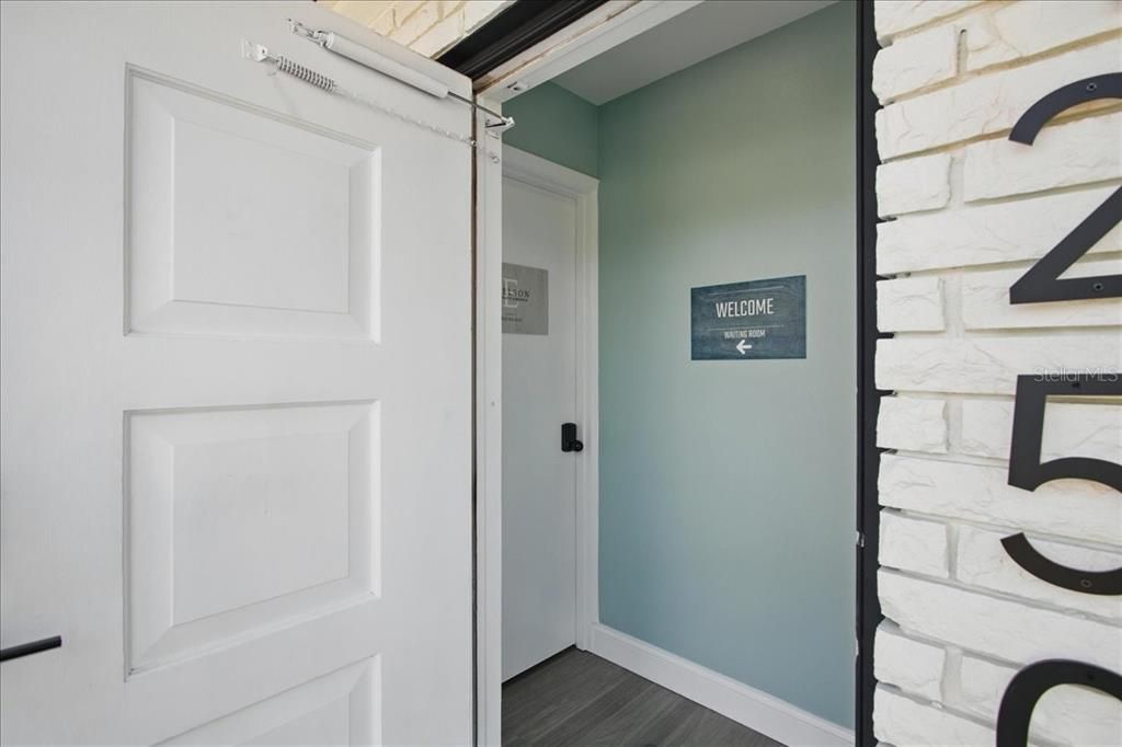 На продажу: $1,100,000 (0 спален, 0 ванн, 864 Квадратных фут)