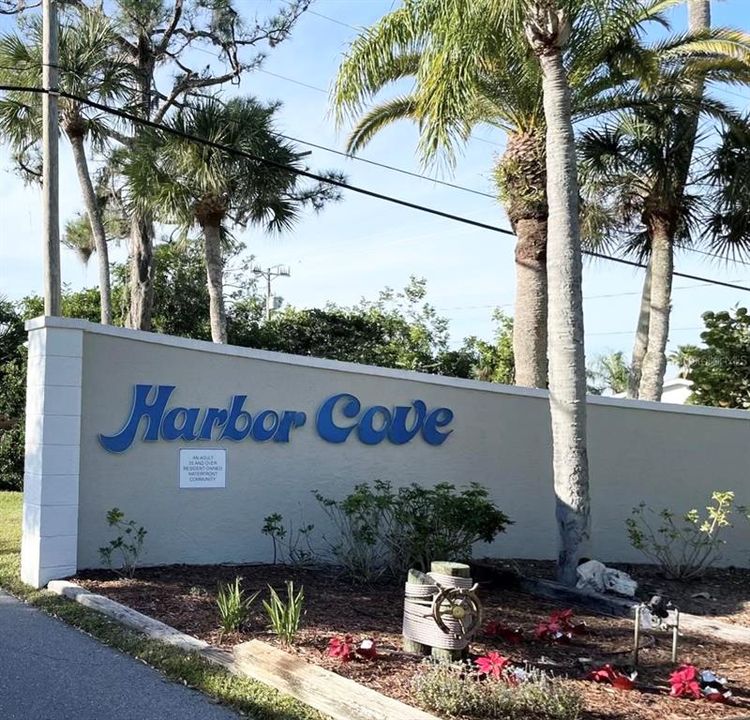 待售: $4,999 (0.09 acres)