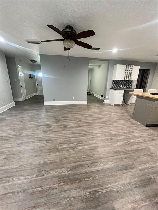 For Rent: $2,950 (3 beds, 2 baths, 1451 Square Feet)