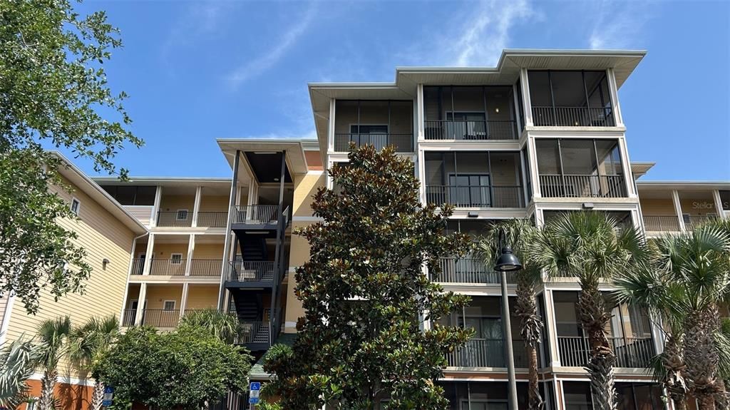 Recently Rented: $1,650 (2 beds, 2 baths, 1445 Square Feet)