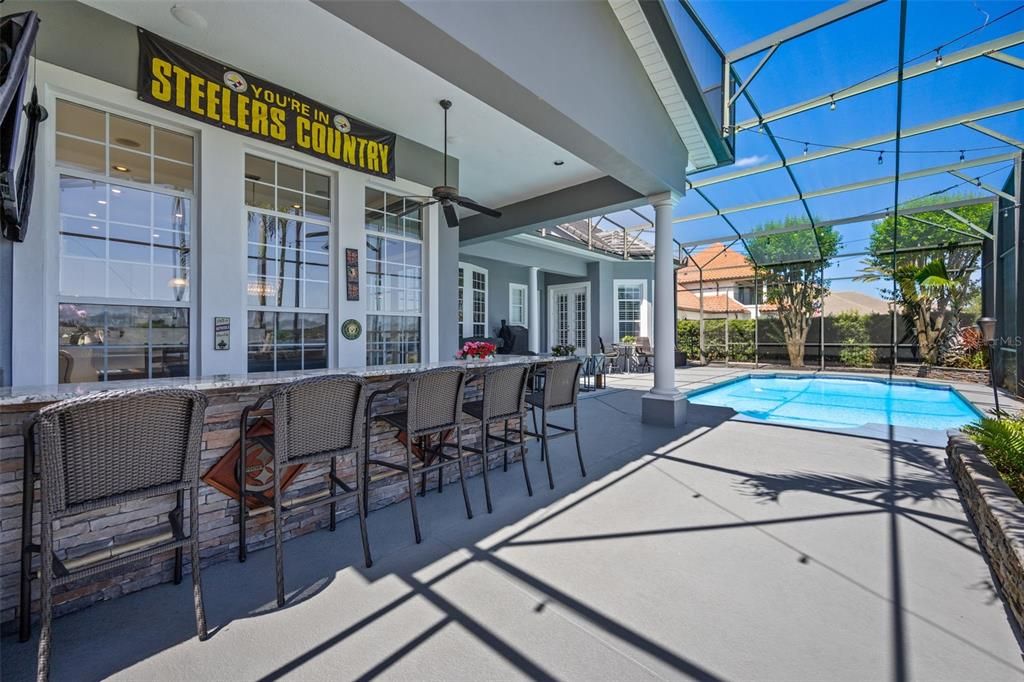 For Sale: $2,725,000 (7 beds, 4 baths, 4482 Square Feet)