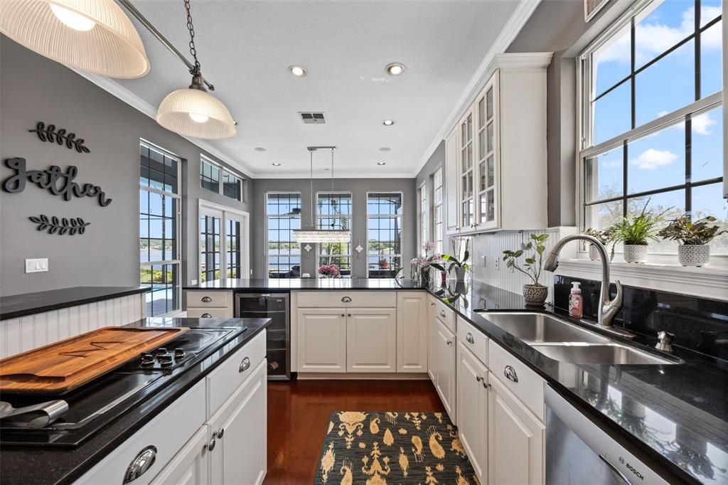 For Sale: $2,725,000 (7 beds, 4 baths, 4482 Square Feet)