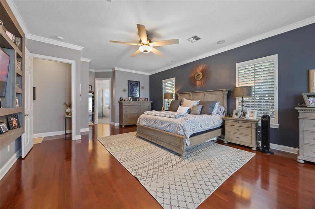 For Sale: $2,725,000 (7 beds, 4 baths, 4482 Square Feet)