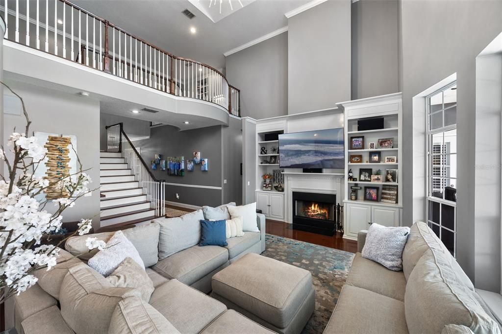 For Sale: $2,725,000 (7 beds, 4 baths, 4482 Square Feet)