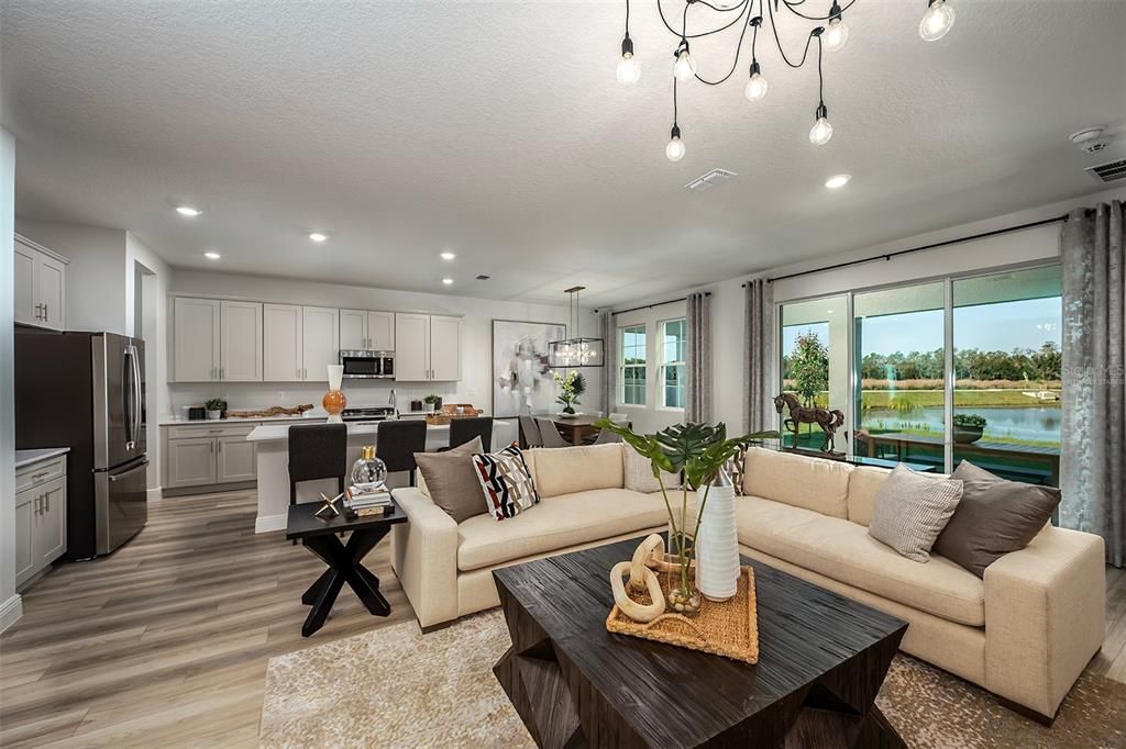 Active With Contract: $587,239 (6 beds, 4 baths, 3357 Square Feet)