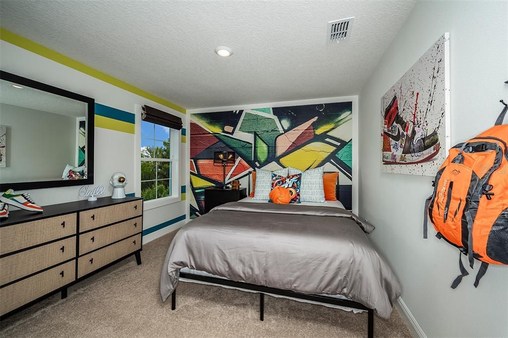 Active With Contract: $587,239 (6 beds, 4 baths, 3357 Square Feet)