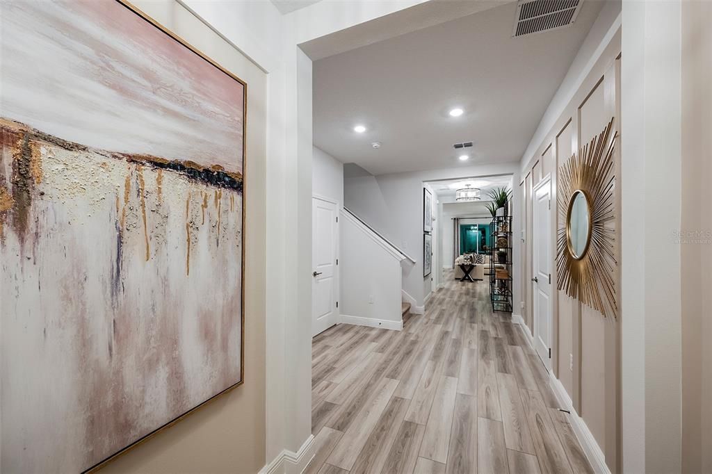 Active With Contract: $587,239 (6 beds, 4 baths, 3357 Square Feet)