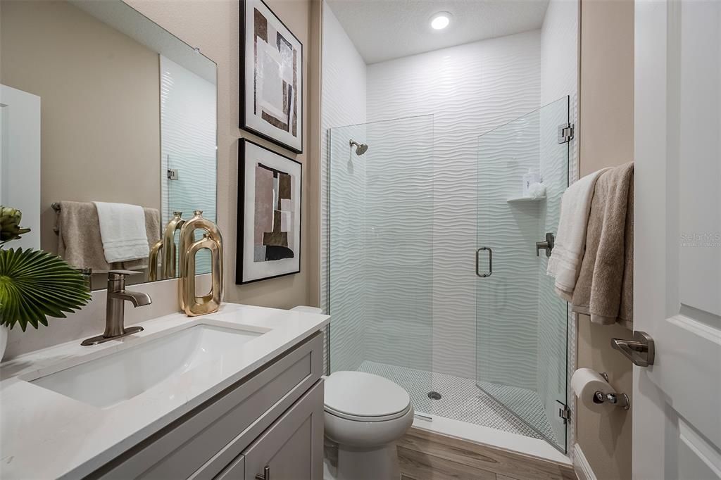 Active With Contract: $587,239 (6 beds, 4 baths, 3357 Square Feet)