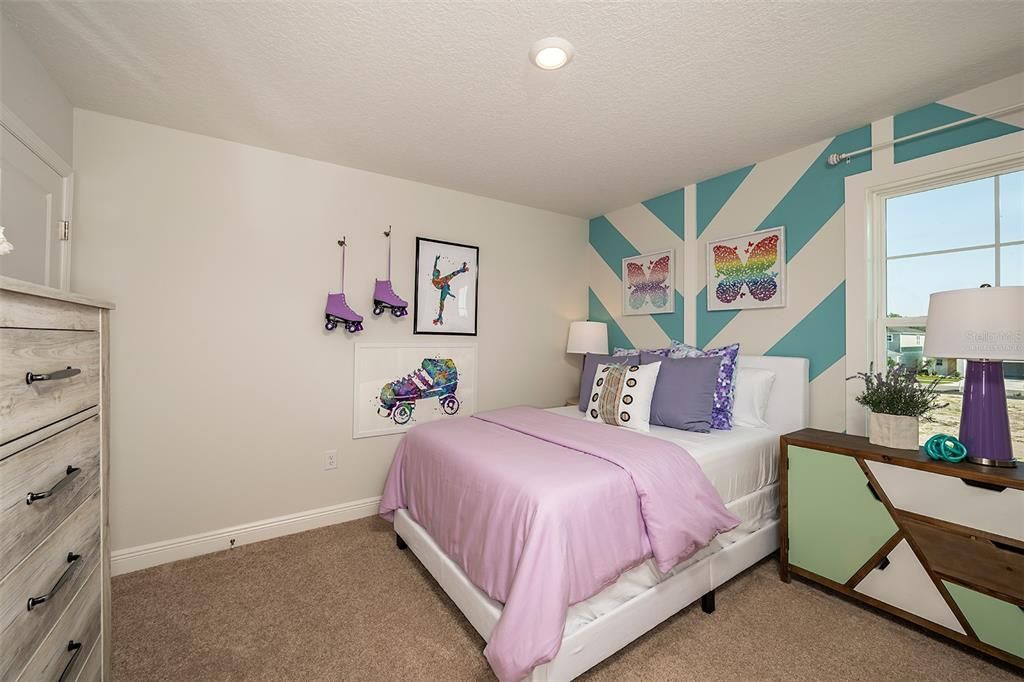 Active With Contract: $587,239 (6 beds, 4 baths, 3357 Square Feet)