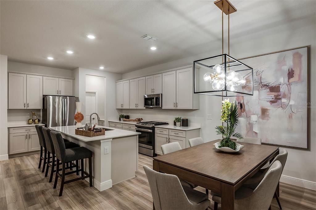 Active With Contract: $587,239 (6 beds, 4 baths, 3357 Square Feet)