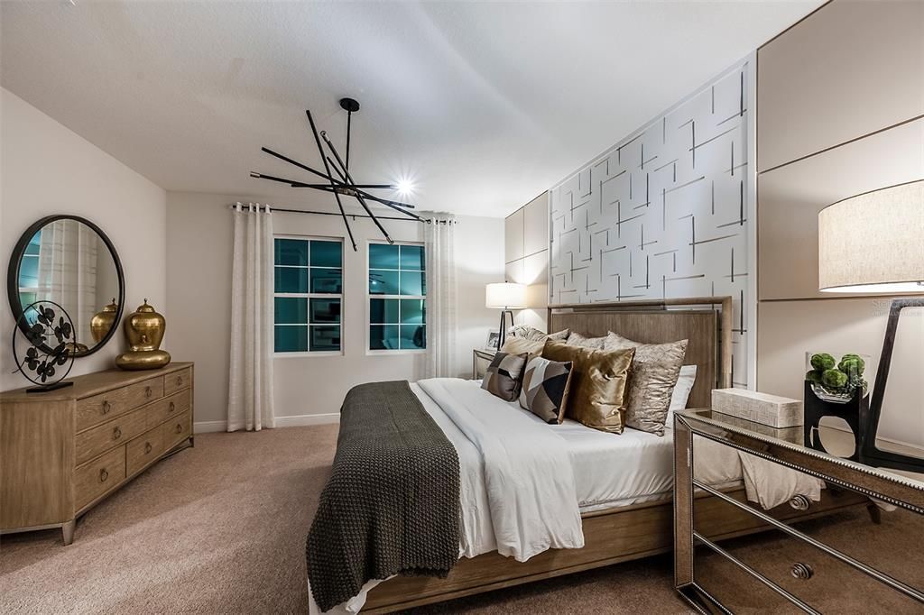 Active With Contract: $587,239 (6 beds, 4 baths, 3357 Square Feet)