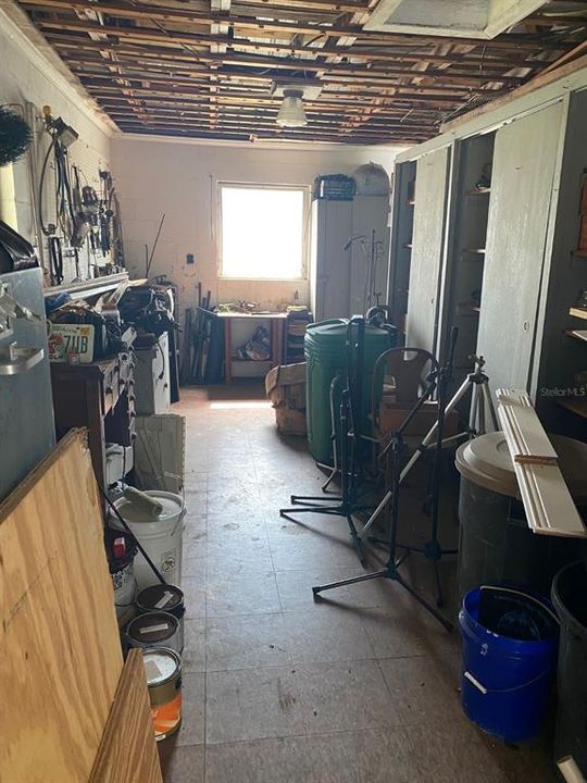 For Sale: $324,000 (3 beds, 1 baths, 1400 Square Feet)