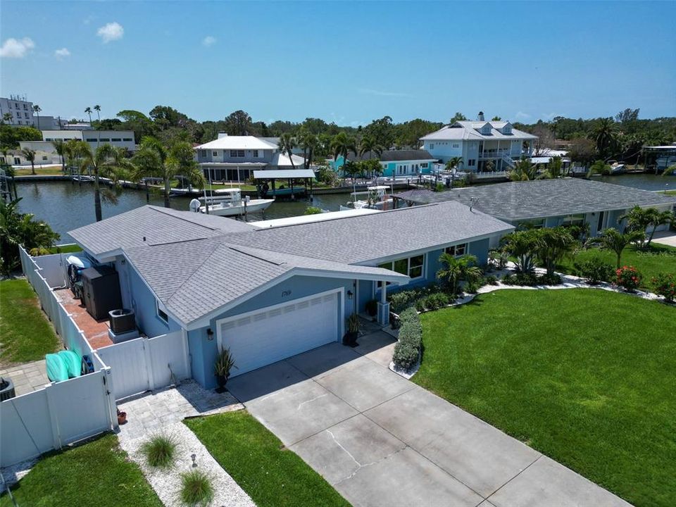 合同活跃: $985,000 (3 贝兹, 2 浴室, 1448 平方英尺)