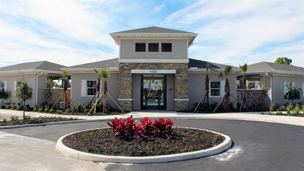 For Sale: $342,990 (4 beds, 2 baths, 1828 Square Feet)