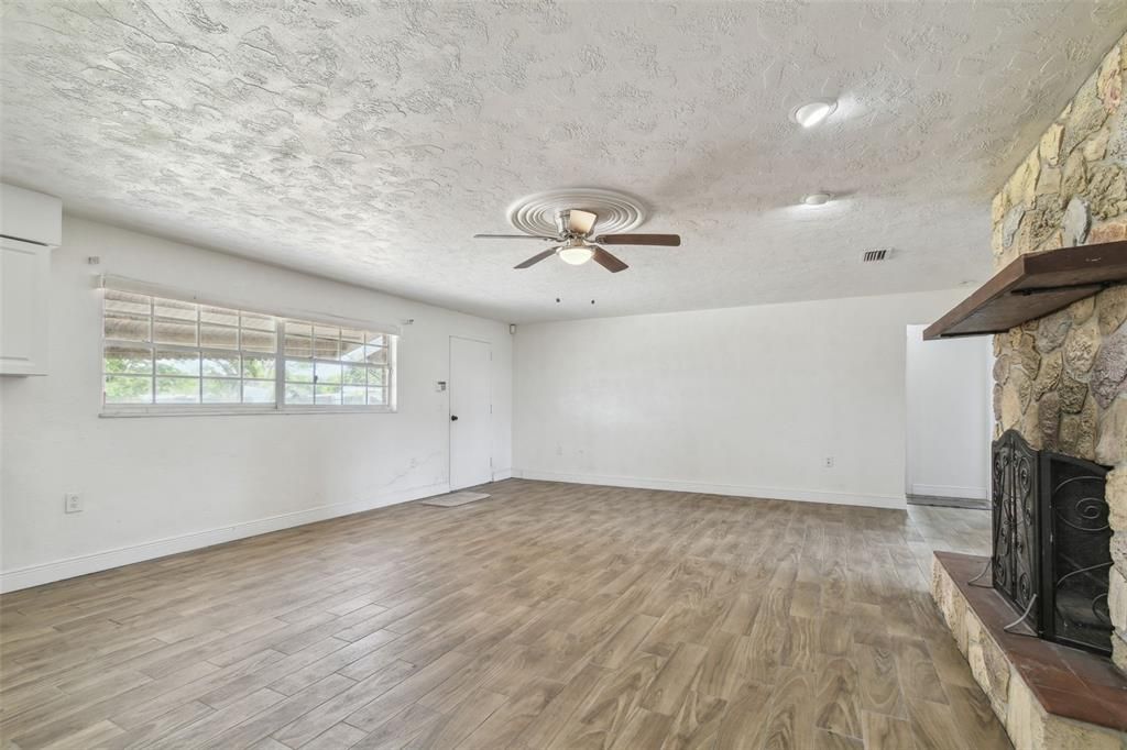 En Venta: $869,900 (0 camas, 0 baños, 2277 Pies cuadrados)