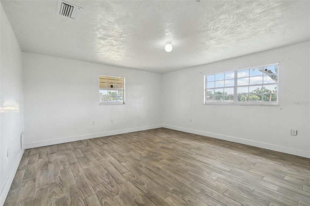 En Venta: $869,900 (0 camas, 0 baños, 2277 Pies cuadrados)