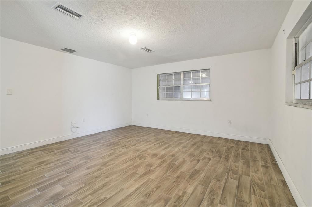 En Venta: $869,900 (0 camas, 0 baños, 2277 Pies cuadrados)