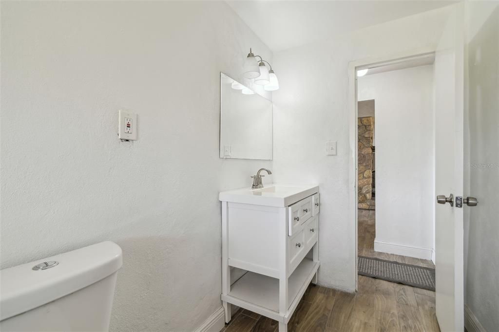 En Venta: $869,900 (0 camas, 0 baños, 2277 Pies cuadrados)