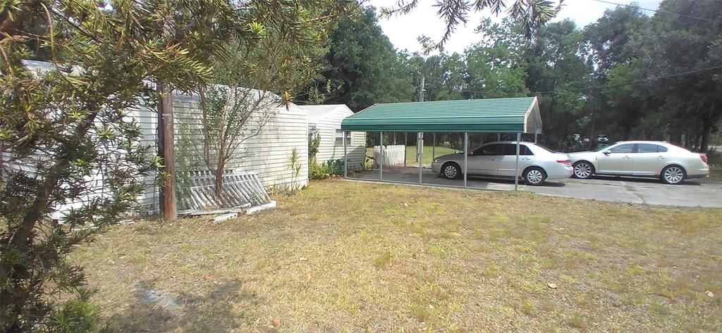 合同活跃: $313,000 (4 贝兹, 3 浴室, 2108 平方英尺)