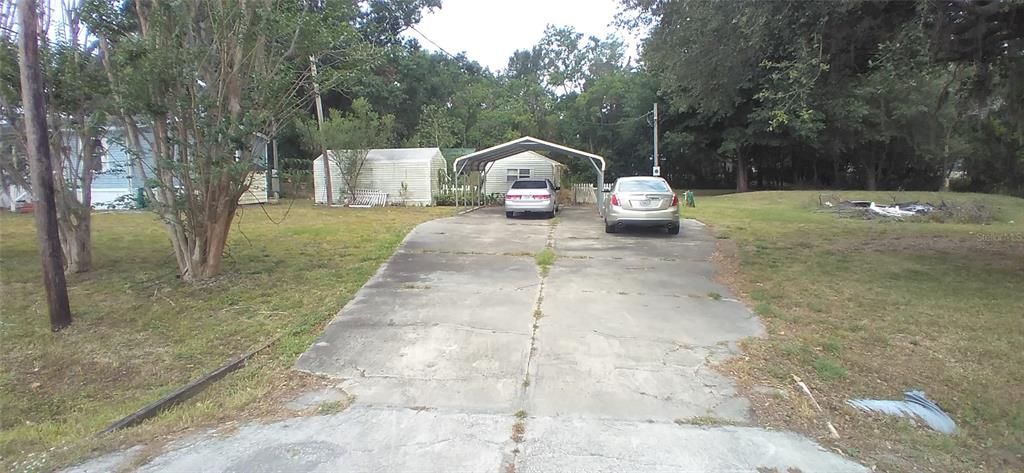 合同活跃: $313,000 (4 贝兹, 3 浴室, 2108 平方英尺)