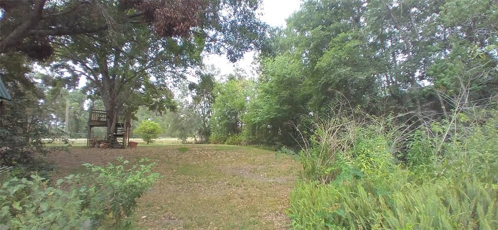 合同活跃: $313,000 (4 贝兹, 3 浴室, 2108 平方英尺)