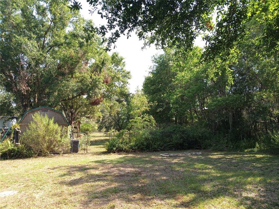 合同活跃: $313,000 (4 贝兹, 3 浴室, 2108 平方英尺)