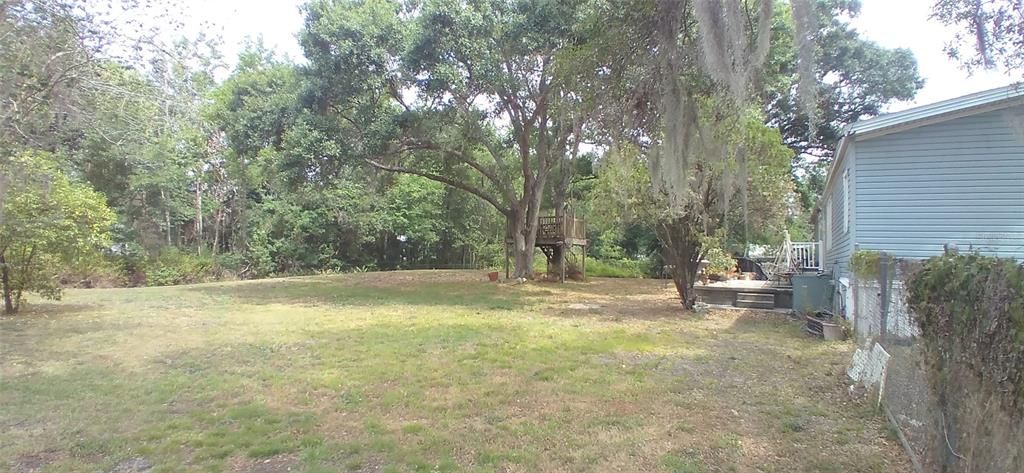 合同活跃: $313,000 (4 贝兹, 3 浴室, 2108 平方英尺)