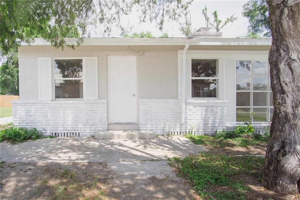 Недавно арендовано: $1,395 (3 спален, 1 ванн, 900 Квадратных фут)