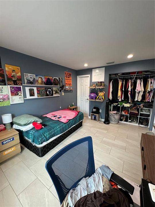 For Sale: $410,000 (4 beds, 2 baths, 1452 Square Feet)